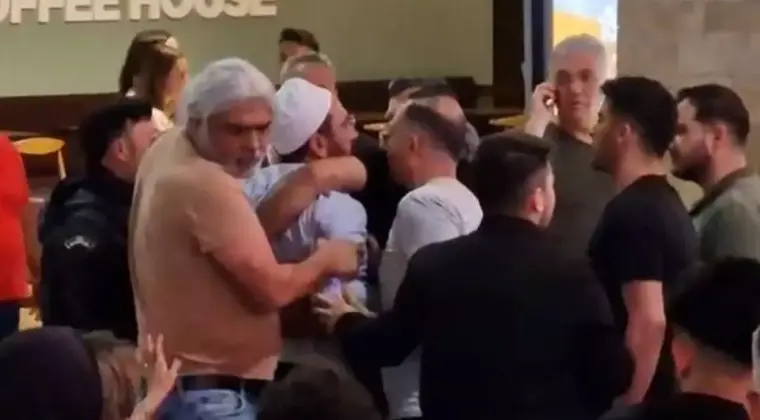 AVM’de ‘adamına göre muamele’ kavgası