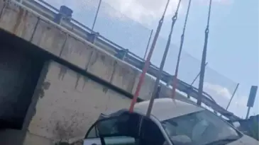Bolu’da Köprüden Uçan Otomobilde 2 Yaralı